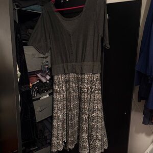 Elegant Gray Patterned Knit Sweater Dress